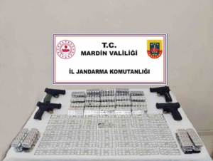 mardinde-uyusturucu-ve-silah-operasyonu-5500-uyusturucu-hap-ve-4-tabanca-ele-gecirildi-uSCi371F.jpg