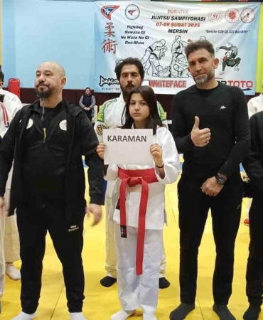 muay-thaide-elazig-madalyalari-kapti-rl5se57M.jpg