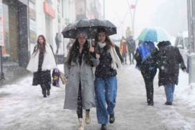 Muş'ta Yoğun Kar Yağışı Hayatı Olumsuz Etkiledi musta-yogun-kar-yagisi-hayati-olumsuz-etkiledi-PErP8DEN.jpg