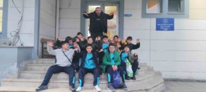 oltu-cumhuriyet-ortaokulu-voleybolda-bolge-sampiyonu-8tL5lLNh.jpg
