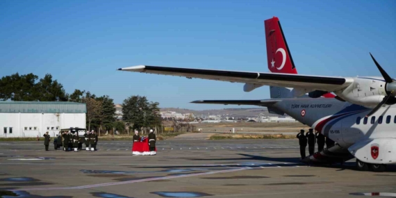Şehit Piyade Uzman Çavuş Osman Oktay'ın Naaşı Uğurlandı Şehit Piyade Uzman Çavuş Osman Oktay’ın Naaşı Uğurlandı