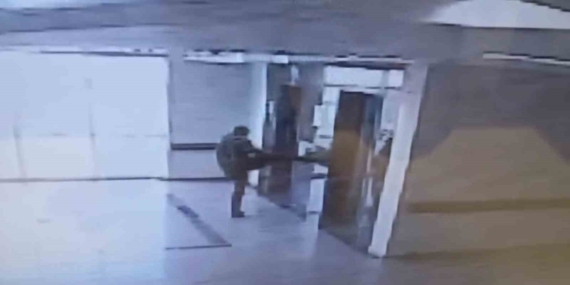 Siirt Eğitim ve Araştırma Hastanesi'nde Vandalizm Olayı Siirt Eğitim ve Araştırma Hastanesi’nde Vandalizm Olayı