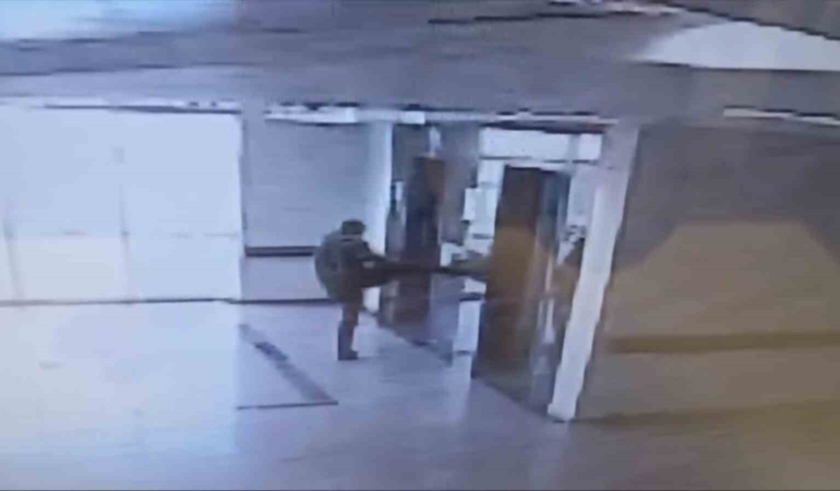 siirt-egitim-ve-arastirma-hastanesinde-vandalizm-olayi-Fl5MPraR.jpg