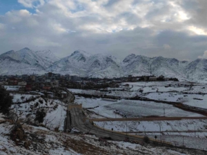 siirtte-kar-yagisi-ile-olusan-kartpostallik-manzaralar-SAHiKVpY.jpg