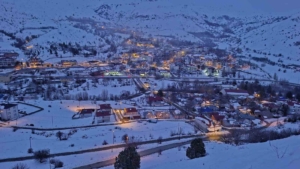 tunceli-pulumurde-yogun-kar-yagisi-nedeniyle-egitime-ara-verildi-dzrYZcBm.jpg