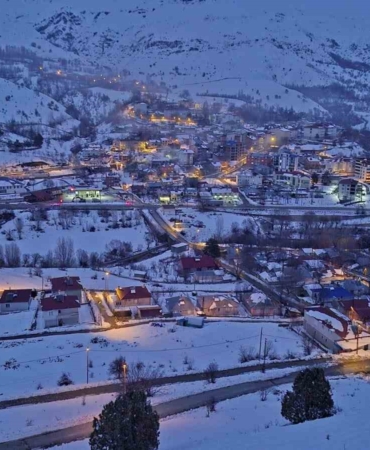 tunceli-pulumurde-yogun-kar-yagisi-nedeniyle-egitime-ara-verildi-dzrYZcBm.jpg