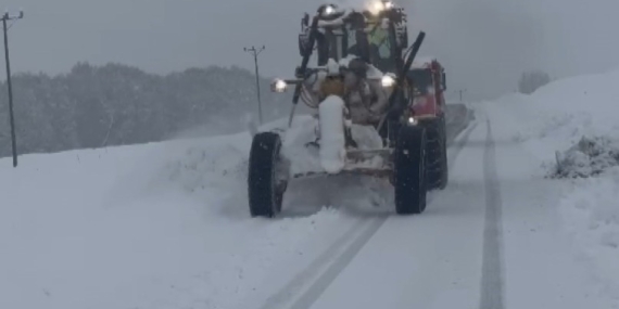 Tunceli'de Kar Yağışı Sonrası Köy Yollarının Açılması İçin Çalışmalar Devam Ediyor Tunceli’de Kar Yağışı Sonrası Köy Yollarının Açılması İçin Çalışmalar Devam Ediyor