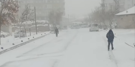 Van'ın Özalp İlçesinde Sibirya Soğukları ve Okul Tatili Van’ın Özalp İlçesinde Sibirya Soğukları ve Okul Tatili