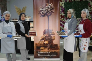 vanli-girisimciden-dubai-cikolatasina-rakip-ganajli-ve-fistik-ezmeli-cikolata-JGOWffCY.jpg