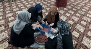 3-yildir-devam-eden-gelenek-bayram-namazi-oncesi-hazirlanan-lezzetli-dogaba-corbasi-Pe2zdJFi.jpg