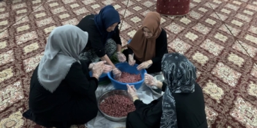 3-yildir-devam-eden-gelenek-bayram-namazi-oncesi-hazirlanan-lezzetli-dogaba-corbasi-Pe2zdJFi.jpg