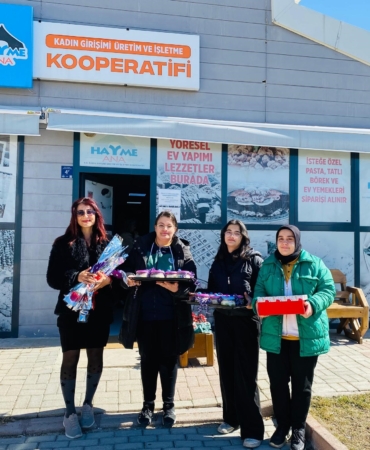 8-mart-dunya-kadinlar-gununde-elazigda-anlamli-etkinlik-pUqDrETz.jpg