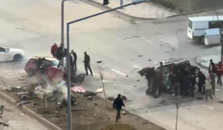 Elazığ’da İftar Vakti Trafik Kazası: 4 Yaralı