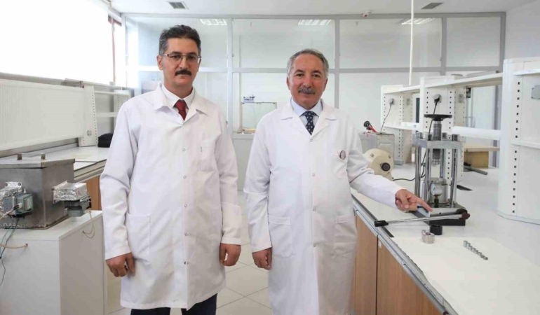 agrinin-devrim-niteligindeki-bulusu-nukleer-santraller-icin-yenilikci-paslanmaz-celik-guvenligi-CDSLXig2.jpg