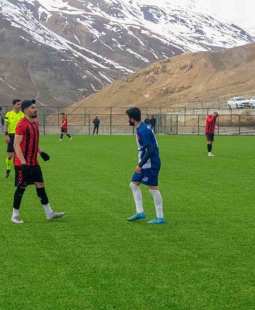 baskalespor-van-buyuksehir-belediyespor-ile-1-1-beraberlik-yasadi-yvlWbb2c.jpg