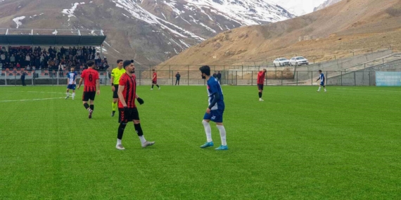 Başkalespor, Van Büyükşehir Belediyespor ile 1-1 Beraberlik Yaşadı Başkalespor, Van Büyükşehir Belediyespor ile 1-1 Beraberlik Yaşadı