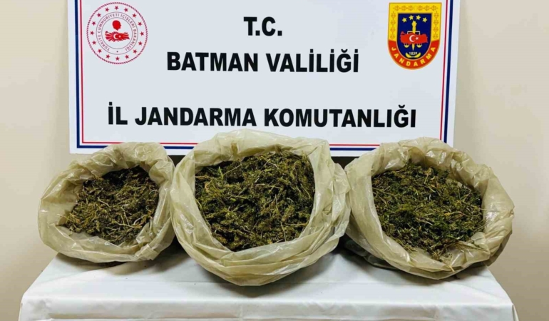 batmanda-21-kilo-esrar-ele-gecirildi-tek-tutuklama-I5DDg8rN.jpg