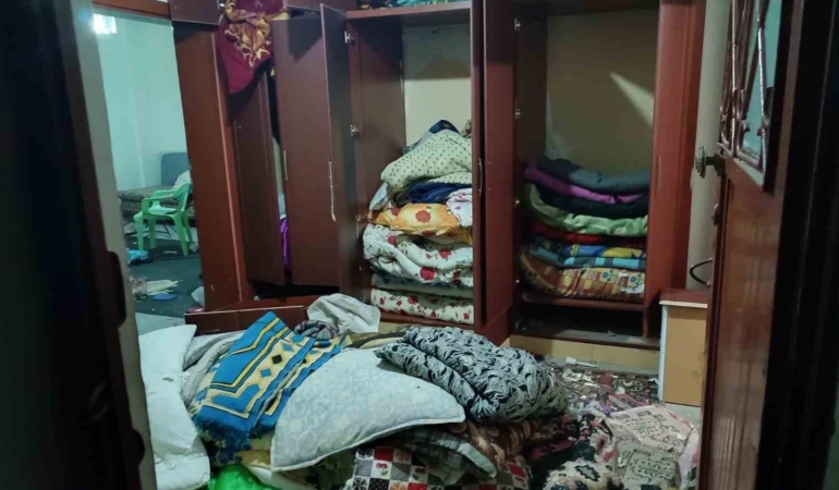batmanda-hirsizlar-hayatini-kaybeden-kadinin-evinden-altin-ve-televizyon-caldi-WRuD7kD5.jpg