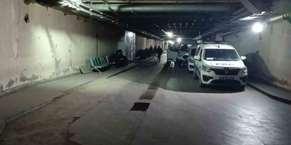 Batman'da İftar Saatinde Kavga Edenleri Ayırmaya Çalışan Genç Hayatını Kaybetti Batman’da İftar Saatinde Kavga Edenleri Ayırmaya Çalışan Genç Hayatını Kaybetti