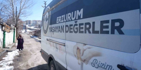 Belediye'den Yaşlılara Özel Bayram Temizliği Hizmeti Belediye’den Yaşlılara Özel Bayram Temizliği Hizmeti