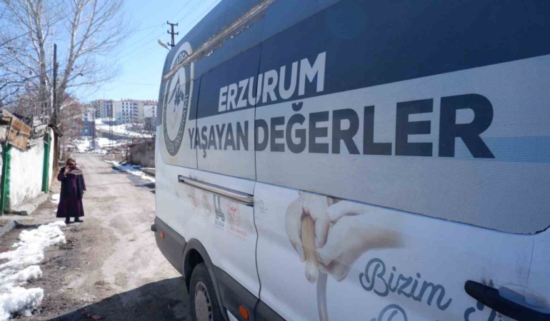 belediyeden-yaslilara-ozel-bayram-temizligi-hizmeti-rGtyeOsK.jpg