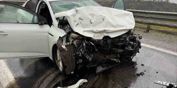 Bitlis’te meydana gelen trafik kazasında bir kişi hayatını kaybetti, bir kişi yaralandı Bitlis’te meydana gelen trafik kazasında bir kişi hayatını kaybetti, bir kişi yaralandı