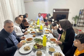devlet-korumasindaki-cocuklar-ve-sehit-aileleri-iftar-sofrasinda-bulustu-4QU1HB5A.jpg
