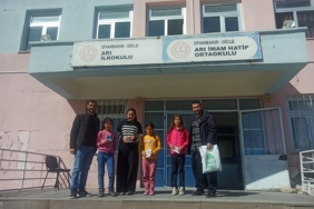 diclede-siyer-yarismasinda-one-cikan-ogrenciler-odullerini-aldi-lwRmrLSj.jpg