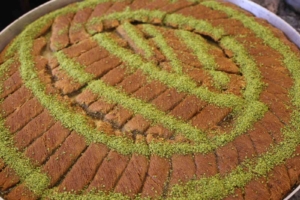 diyarbakirda-bayramda-50-ton-tatli-satisi-hedefi-lezzetli-bir-bayram-beklentisi-UANeuX8a.jpg