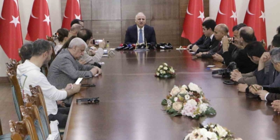 Diyarbakır'da Bayramda 8 Bin Kolluk Kuvveti Görev Başında! Diyarbakır’da Bayramda 8 Bin Kolluk Kuvveti Görev Başında!