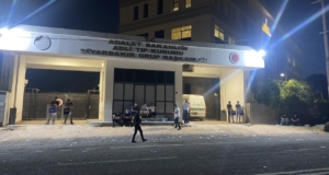 diyarbakirda-gizemli-olum-kadin-evinde-bulundu-esi-gozaltina-alindi-scez6J8Z.jpg