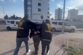 diyarbakirda-kadinlarin-sokakta-gizlice-videolarini-ceken-kisi-tutuklandi-syNipyyx.jpg