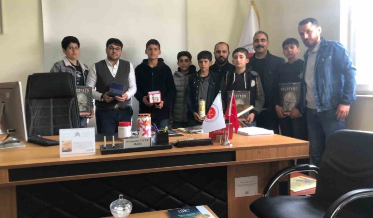 diyarbakirli-lise-ogrencilerinin-filistin-icin-yaptigi-anlamli-bagis-gMCr6nBd.jpg