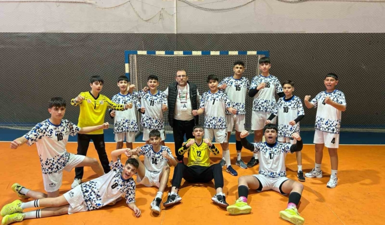 elazig-gsk-hentbol-takimi-turkiye-sampiyonasi-icin-hazirlaniyor-Ea2zWjXz.jpg