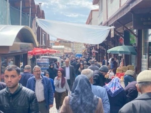 elazigda-bayram-oncesi-yogunluk-hazirliklar-ve-beklentiler-XNGKILEq.jpg