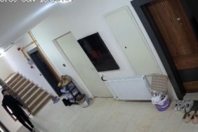 elazigda-bayramda-ayakkabi-hirsizligi-gunduz-kesif-yapip-gece-botu-calan-hirsizin-hikayesi-riTrH1qX.jpg