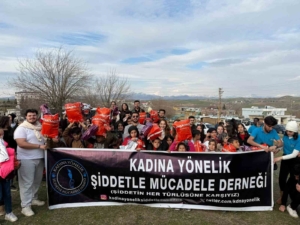 elazigdan-batmana-kardeslik-eli-koy-okulundaki-cocuklara-unutulmaz-gun-BnYR35Ja.jpg