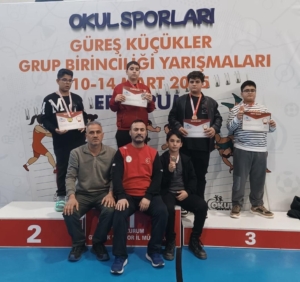 elazigin-gururu-gures-takimi-5-madalya-ile-dondu-SFeZ3aNh.jpg