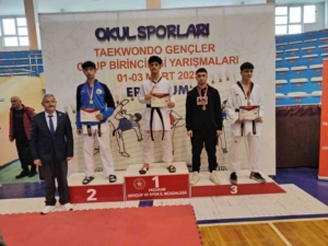 elazigli-taekwondo-sporcularindan-9-madalya-v9VjwQg2.jpg
