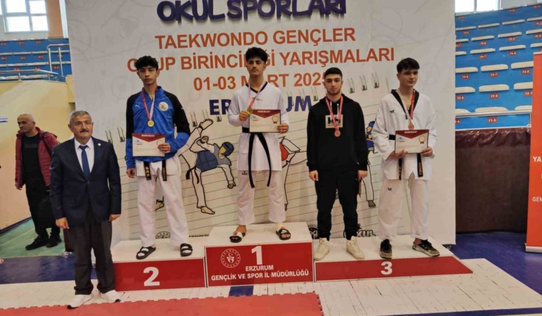 elazigli-taekwondo-sporcularindan-9-madalya-v9VjwQg2.jpg