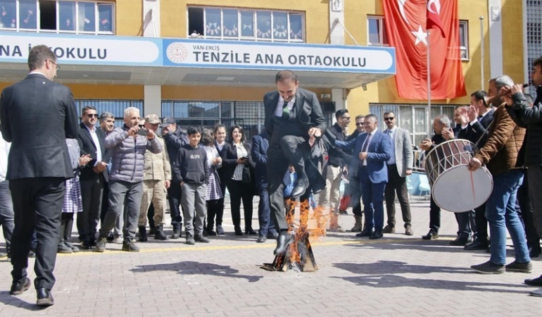 erciste-coskulu-nevruz-bayrami-kutlamasi-3wyW6ISd.jpg