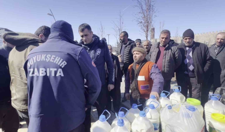 erzurumda-sut-ureticileri-artan-maliyetlere-isyan-etti-1mJFRZiG.jpg