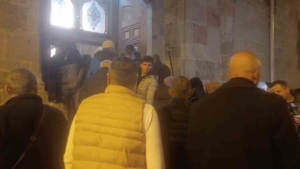 erzurumlular-kadir-gecesinde-tarihi-camilerde-bir-araya-geldi-3Zb1bvMD.jpg
