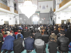 gaziantepte-ilk-teravih-namazi-coskusu-6UlhcS2D.jpg