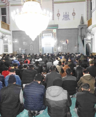 gaziantepte-ilk-teravih-namazi-coskusu-6UlhcS2D.jpg