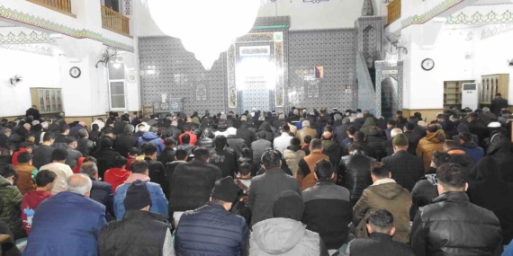 Gaziantep’te İlk Teravih Namazı Coşkusu Gaziantep’te İlk Teravih Namazı Coşkusu
