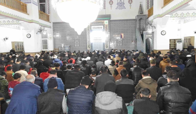 gaziantepte-ilk-teravih-namazi-coskusu-6UlhcS2D.jpg
