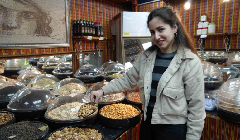 gaziantepte-ramazan-ayinda-kuruyemis-talebinin-artisi-2h885lSj.jpg