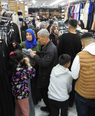 gaziantepte-ramazanin-son-gununde-alisveris-yogunlugu-zirve-yapti-rilLQRK9.jpg