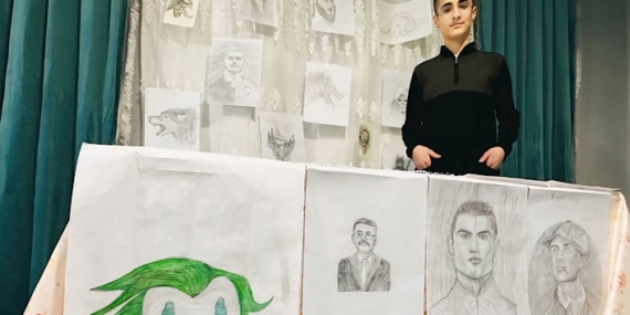 Genç Yetenek, Eşsiz Resimleriyle Sanatseverleri Büyülüyor Genç Yetenek, Eşsiz Resimleriyle Sanatseverleri Büyülüyor